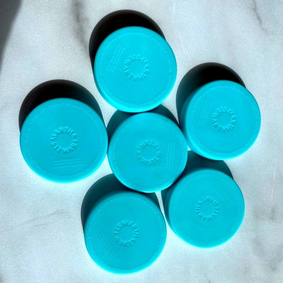 Martha Stewart Silicone Flower & Leaf Molds Set of 6 - Picture 4 of 7